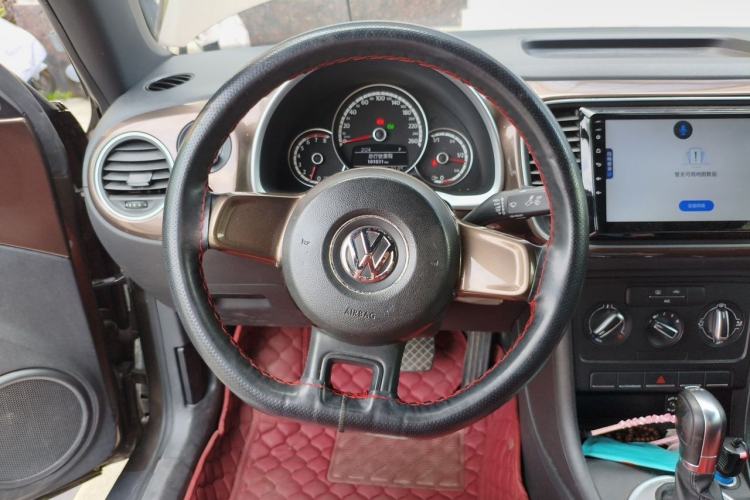 Used Volkswagen Beetle 2014 1.4TSI Fashion Edition Steering Wheel