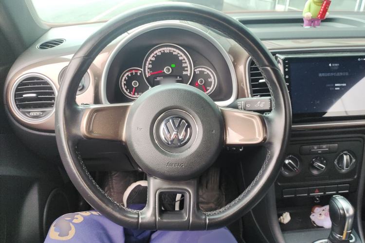 Used Volkswagen Beetle 2014 1.4TSI Fashion Edition Steering Wheel
