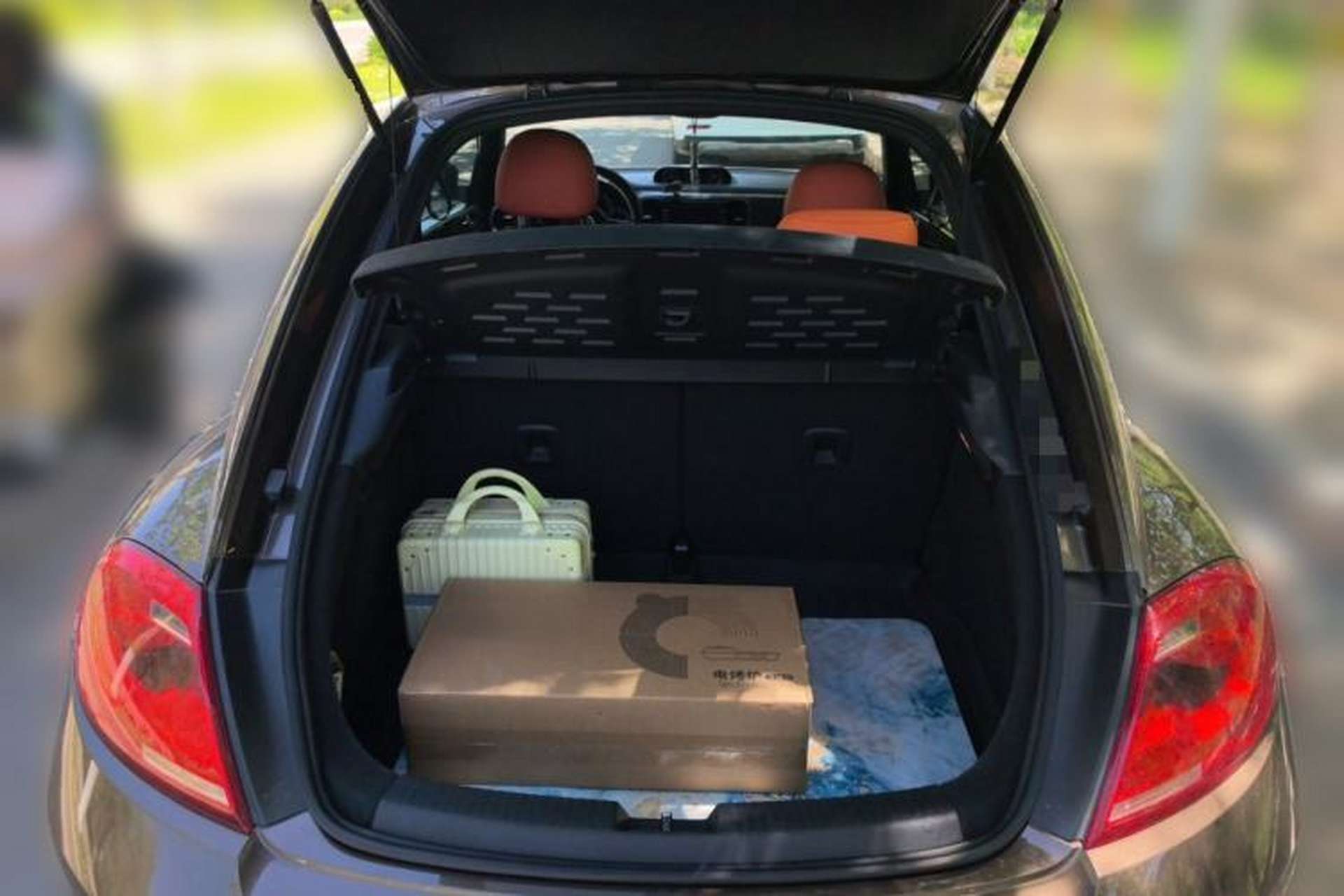Used Volkswagen Beetle 2014 1.4TSI Fashion Edition Trunk