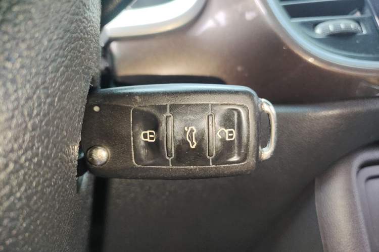 Used Volkswagen Beetle 2014 1.4TSI Fashion Edition Vehicle Key