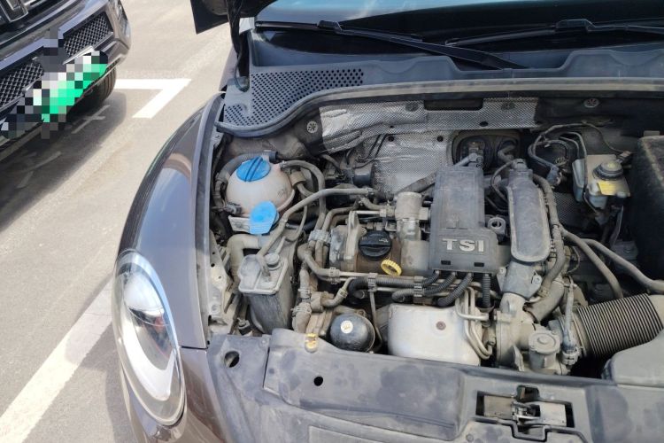 Used Volkswagen Beetle 2014 1.2TSI Comfort Model Engine Bay Right