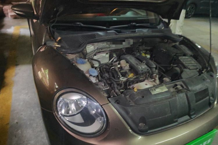 Used Volkswagen Beetle 2014 1.2TSI Fashion Edition Engine Bay Right