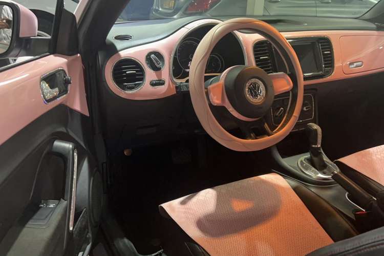 Used Volkswagen Beetle 2014 1.4TSI Fashion Edition Interior 1