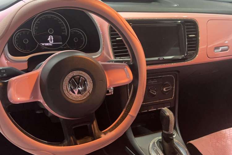 Used Volkswagen Beetle 2014 1.4TSI Fashion Edition Interior 4