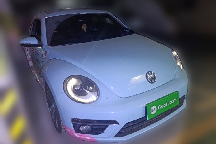 Used Volkswagen Beetle 2014 1.4TSI R-Line Front Right 45 Deg