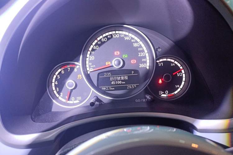 Used Volkswagen Beetle 2014 1.4TSI R-Line Instrument Cluster