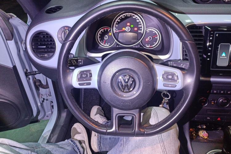Used Volkswagen Beetle 2014 1.4TSI R-Line Steering Wheel