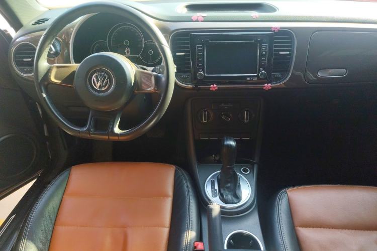 Used Volkswagen Beetle 2014 1.2TSI Fashion Edition Center Console