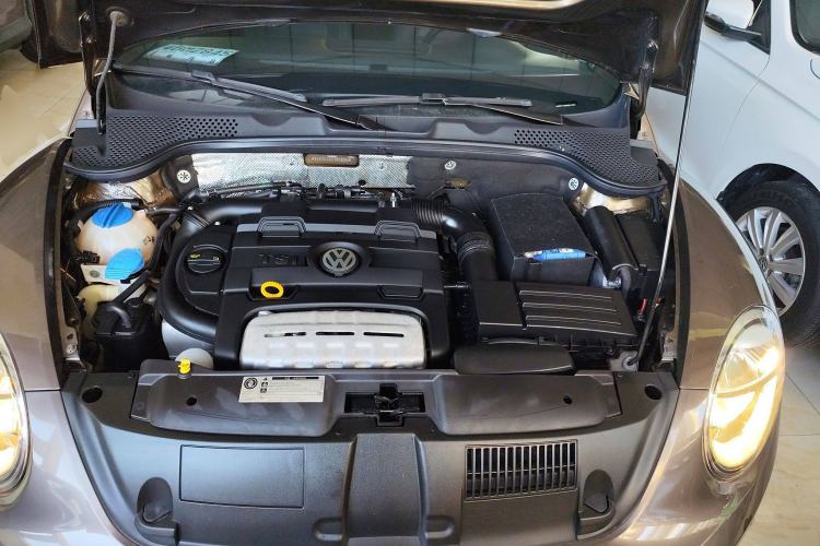 Used Volkswagen Beetle 2014 1.4TSI Fashion Edition Engine Bay