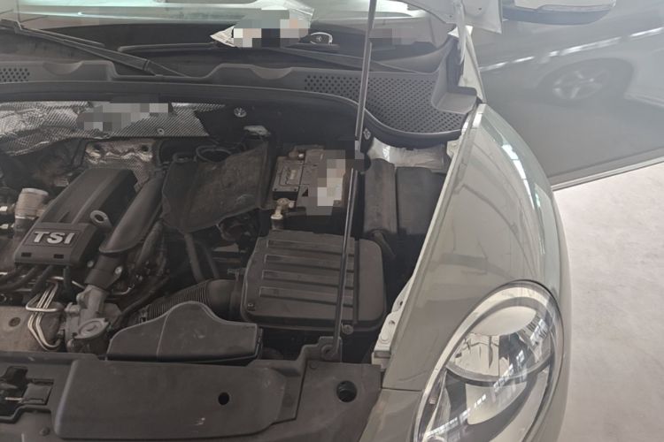Used Volkswagen Beetle 2014 1.2TSI Fashion Edition Engine Bay Left