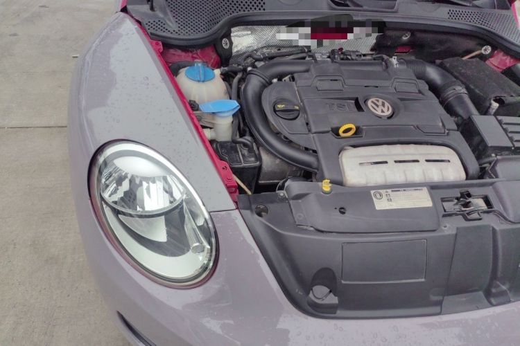 Used Volkswagen Beetle 2014 1.4TSI Fashion Edition Engine Bay Right