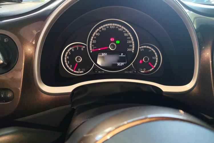 Used Volkswagen Beetle 2014 1.4TSI Fashion Edition Instrument Cluster
