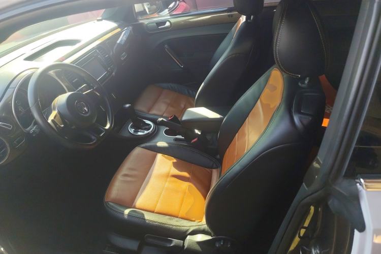 Used Volkswagen Beetle 2014 1.2TSI Fashion Edition Left Front Seat