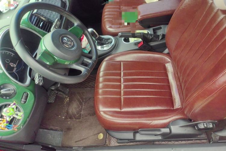 Used Volkswagen Beetle 2014 1.4TSI Fashion Edition Left Front Seat