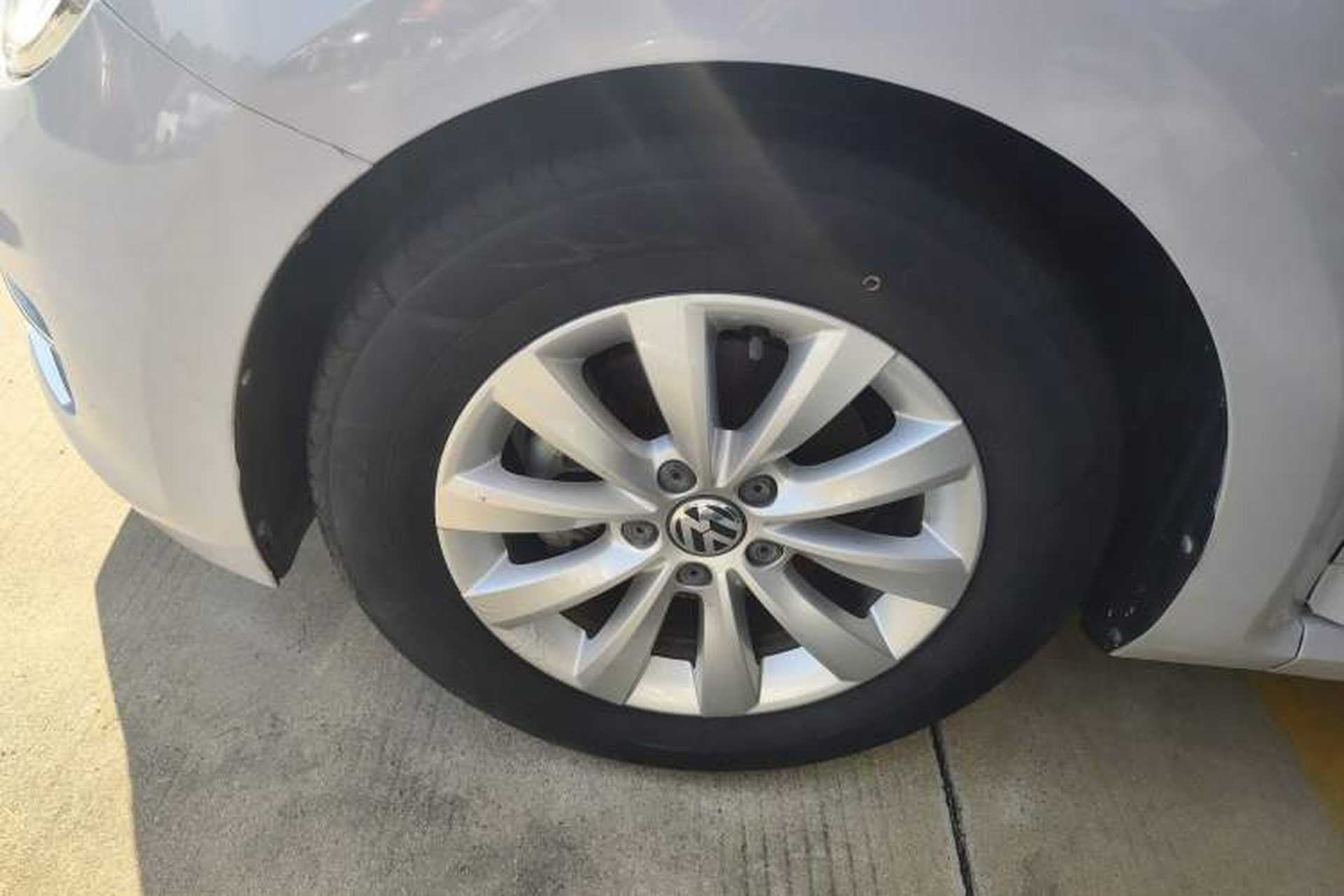 Used Volkswagen Beetle 2014 1.2TSI Fashion Edition Left Front Wheel Hub