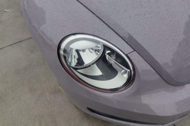 Used Volkswagen Beetle 2014 1.4TSI Fashion Edition Right Front Headlight