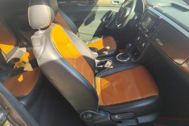 Used Volkswagen Beetle 2014 1.2TSI Fashion Edition Right Front Seat
