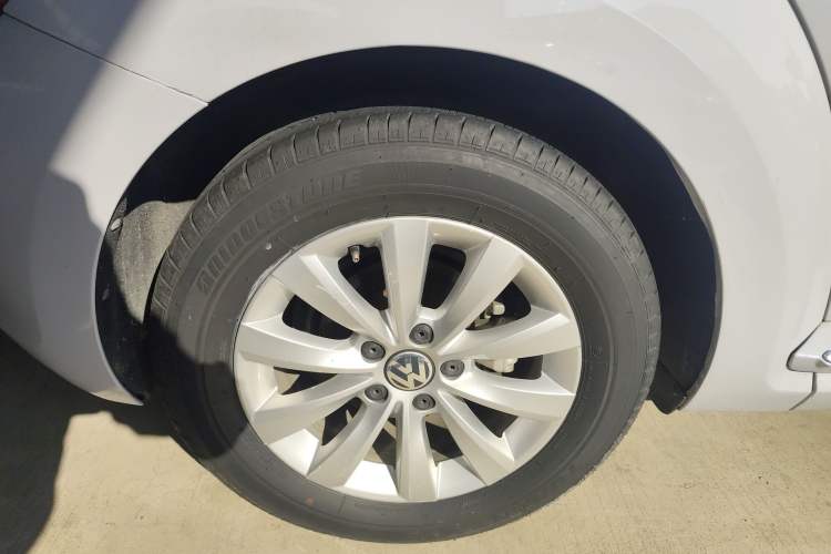 Used Volkswagen Beetle 2014 1.2TSI Fashion Edition Right Rear Wheel Hub