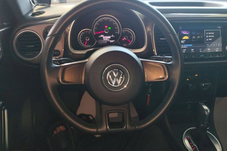Used Volkswagen Beetle 2014 1.4TSI Fashion Edition Steering Wheel