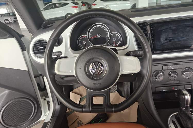Used Volkswagen Beetle 2014 1.2TSI Fashion Edition Steering Wheel