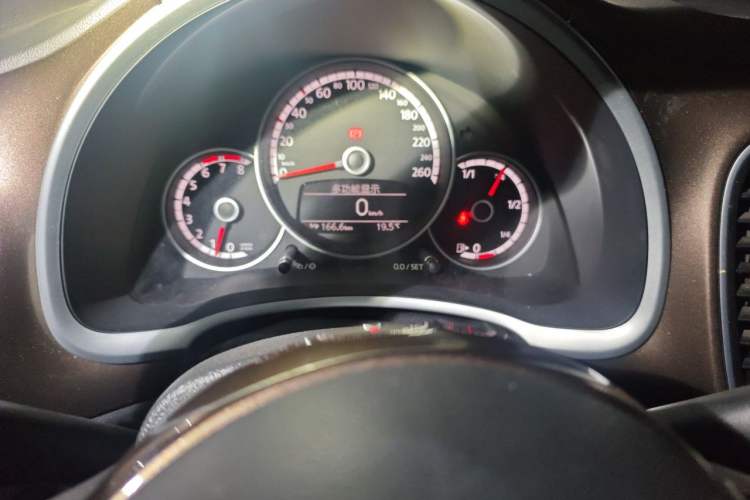 Used Volkswagen Beetle 2014 1.2TSI Fashion Edition Instrument Cluster