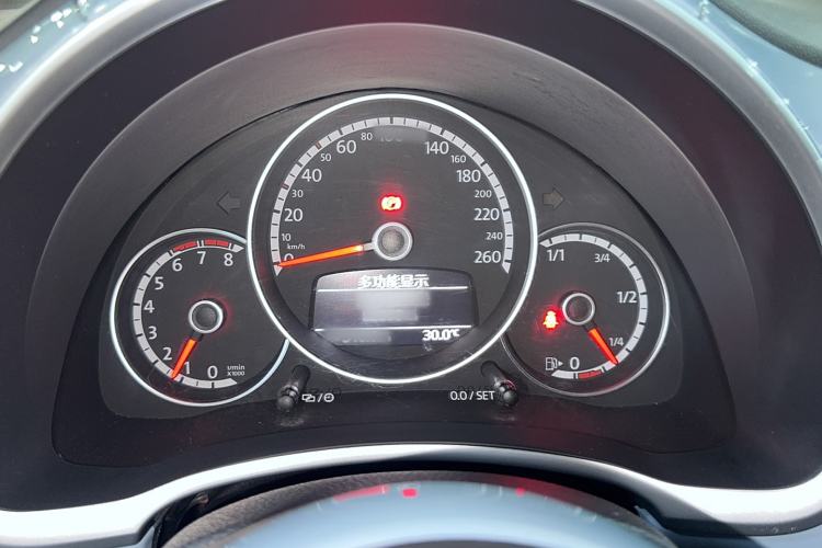 Used Volkswagen Beetle 2014 1.4TSI Fashion Edition Instrument Cluster
