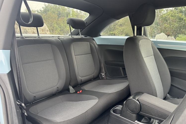 Used Volkswagen Beetle 2014 1.4TSI Fashion Edition Interior 1