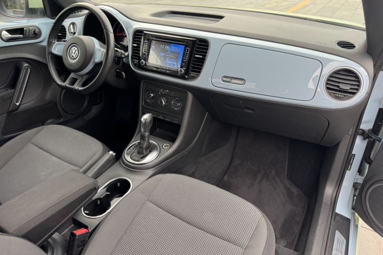 Used Volkswagen Beetle 2014 1.4TSI Fashion Edition Interior 4
