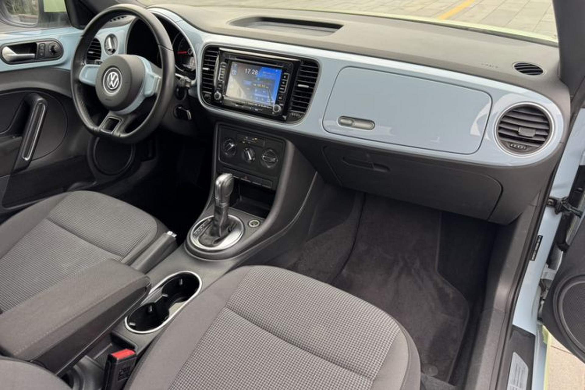 Used Volkswagen Beetle 2014 1.4TSI Fashion Edition Interior 4