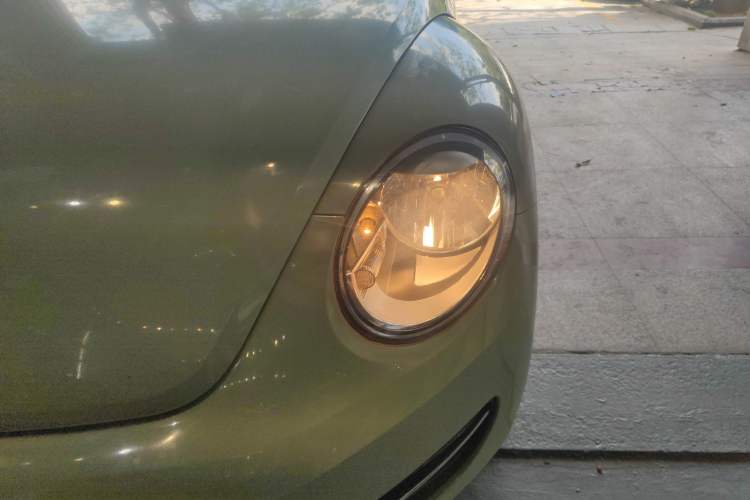 Used Volkswagen Beetle 2014 1.2TSI Fashion Edition Left Front Headlight