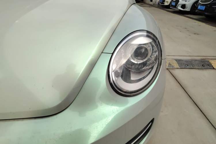 Used Volkswagen Beetle 2014 1.4TSI Fashion Edition Left Front Headlight