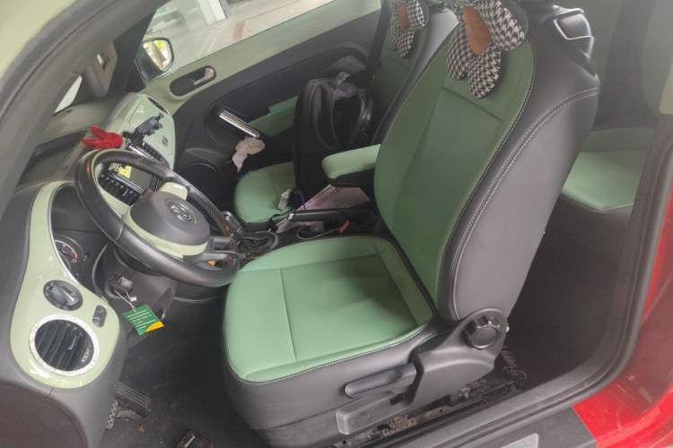 Used Volkswagen Beetle 2014 1.2TSI Fashion Edition Left Front Seat