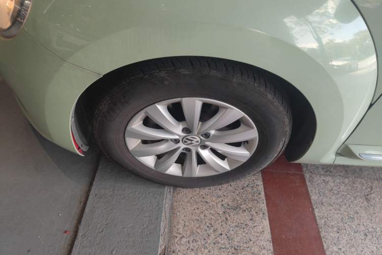 Used Volkswagen Beetle 2014 1.2TSI Fashion Edition Left Front Wheel Hub