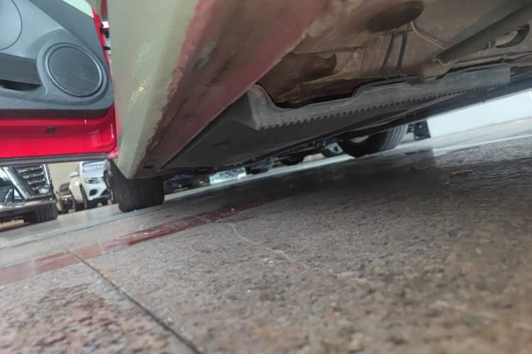 Used Volkswagen Beetle 2014 1.2TSI Fashion Edition Left Side Sill