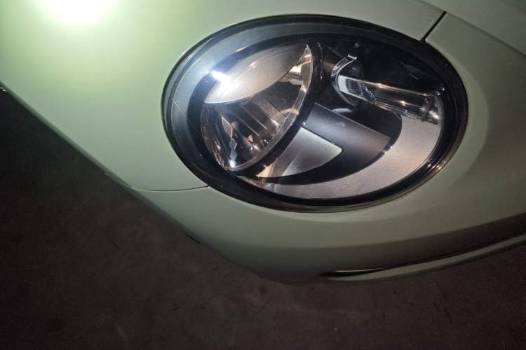 Used Volkswagen Beetle 2014 1.2TSI Fashion Edition Right Front Headlight
