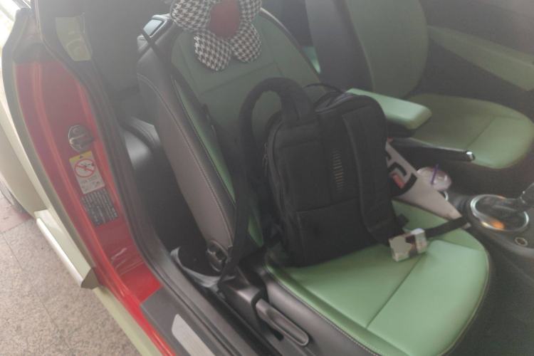 Used Volkswagen Beetle 2014 1.2TSI Fashion Edition Right Front Seat