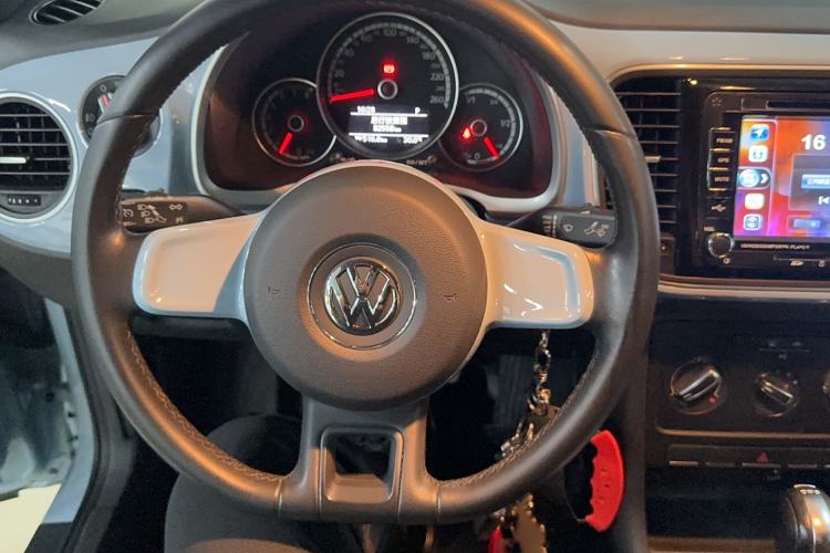 Used Volkswagen Beetle 2014 1.4TSI Fashion Edition Steering Wheel