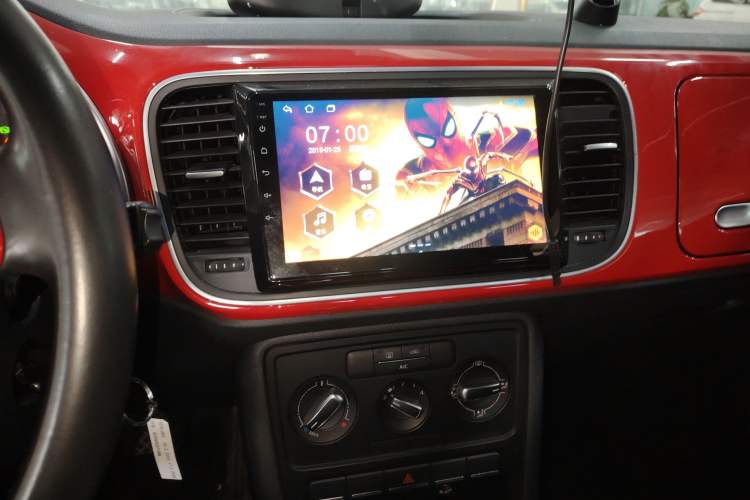 Used Volkswagen Beetle 2014 1.4TSI Fashion Edition Audio And AC Panel