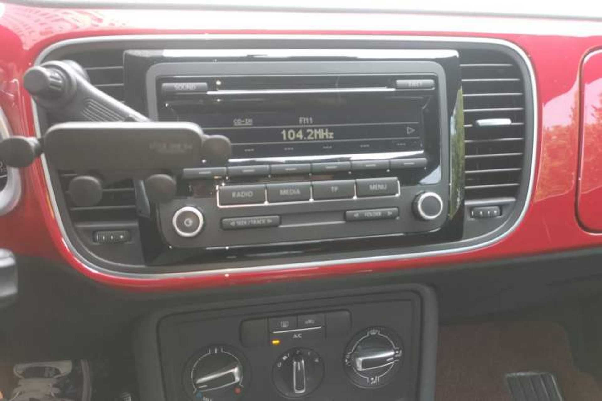 Used Volkswagen Beetle 2014 1.2TSI Fashion Edition Audio And AC Panel