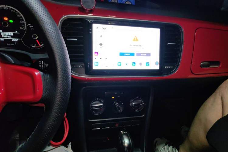 Used Volkswagen Beetle 2014 1.4TSI Fashion Edition Audio And AC Panel