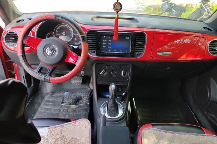 Used Volkswagen Beetle 2014 1.4TSI Fashion Edition Center Console
