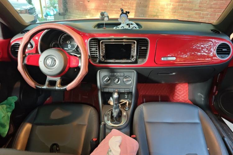 Used Volkswagen Beetle 2014 1.2TSI Fashion Edition Center Console