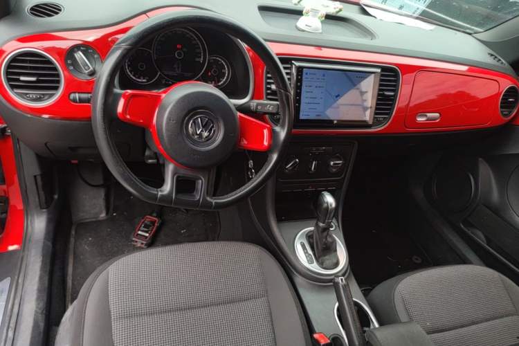 Used Volkswagen Beetle 2014 1.2TSI Fashion Edition Center Console