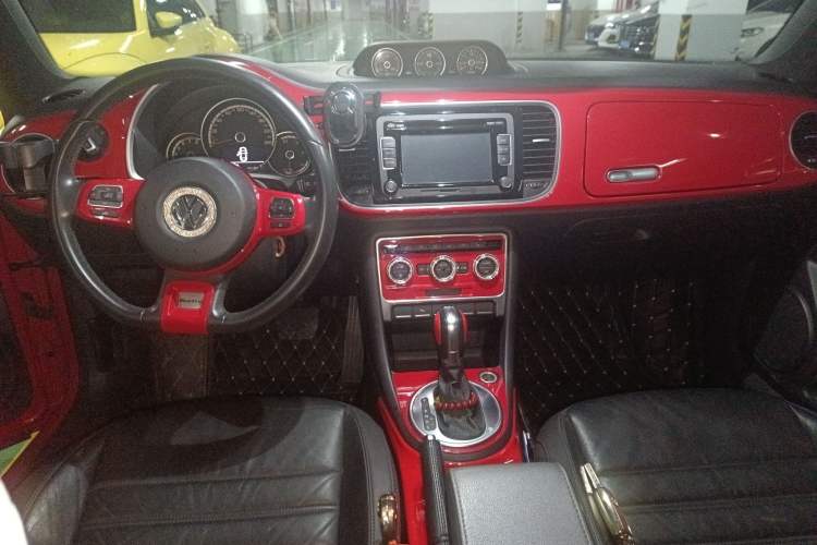 Used Volkswagen Beetle 2014 1.4TSI R-Line Center Console