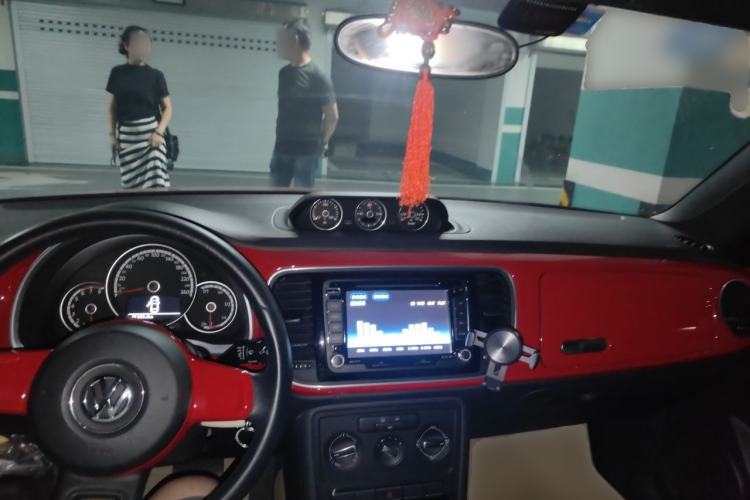 Used Volkswagen Beetle 2014 1.2TSI Fashion Edition Center Console