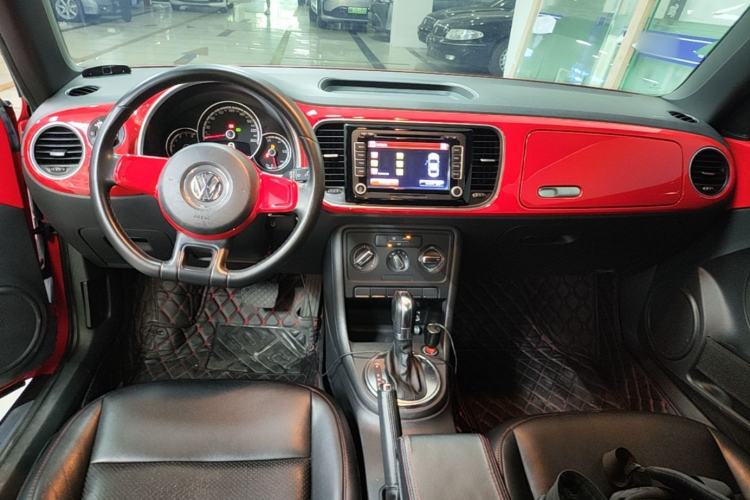 Used Volkswagen Beetle 2014 1.2TSI Fashion Edition Center Console