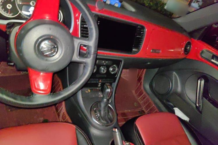Used Volkswagen Beetle 2014 1.4TSI Fashion Edition Center Console