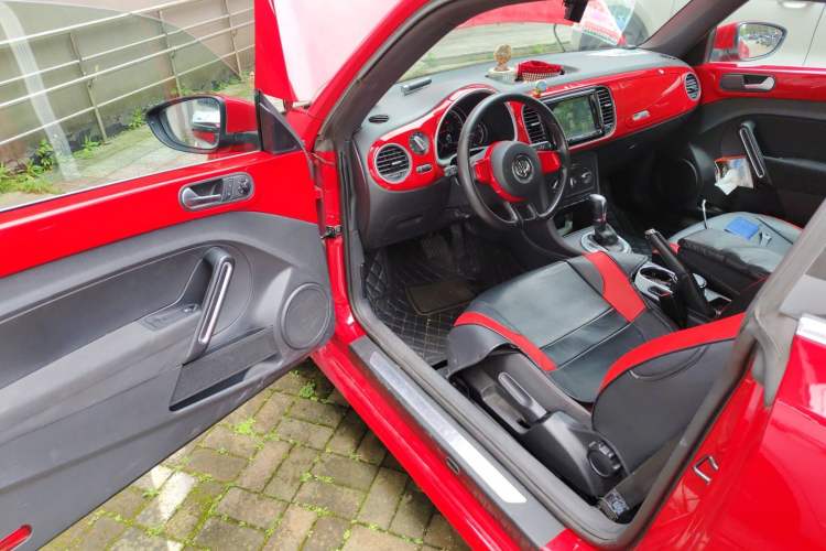 Used Volkswagen Beetle 2014 1.4TSI Fashion Edition Driver Seat