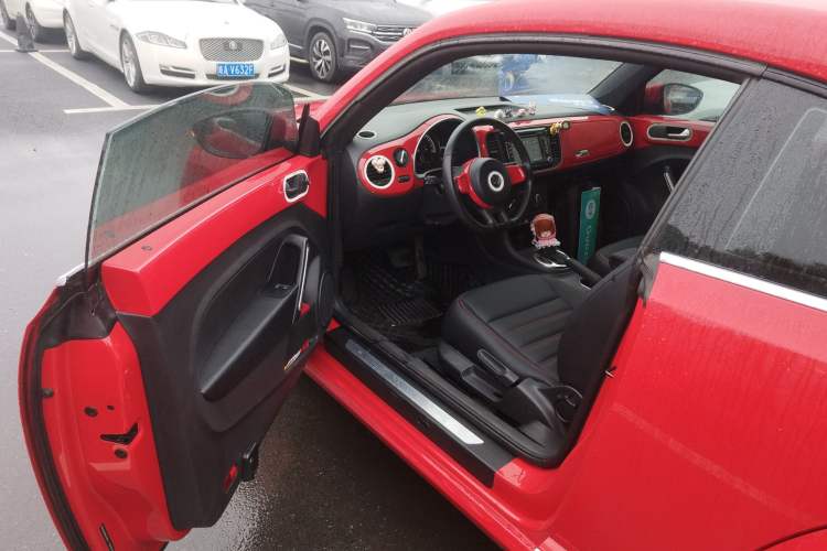 Used Volkswagen Beetle 2014 1.2TSI Fashion Edition Driver Seat
