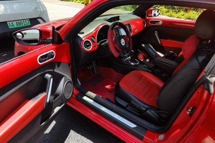 Used Volkswagen Beetle 2014 1.4TSI Fashion Edition Driver Seat